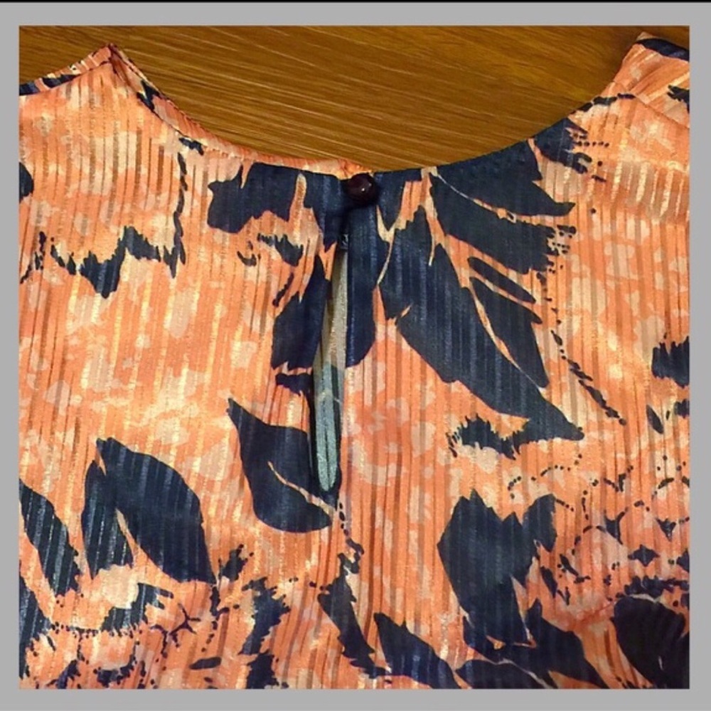Vintage Floral Dress Medium 🥳HOST PICK🥳 - Picture 2 of 5